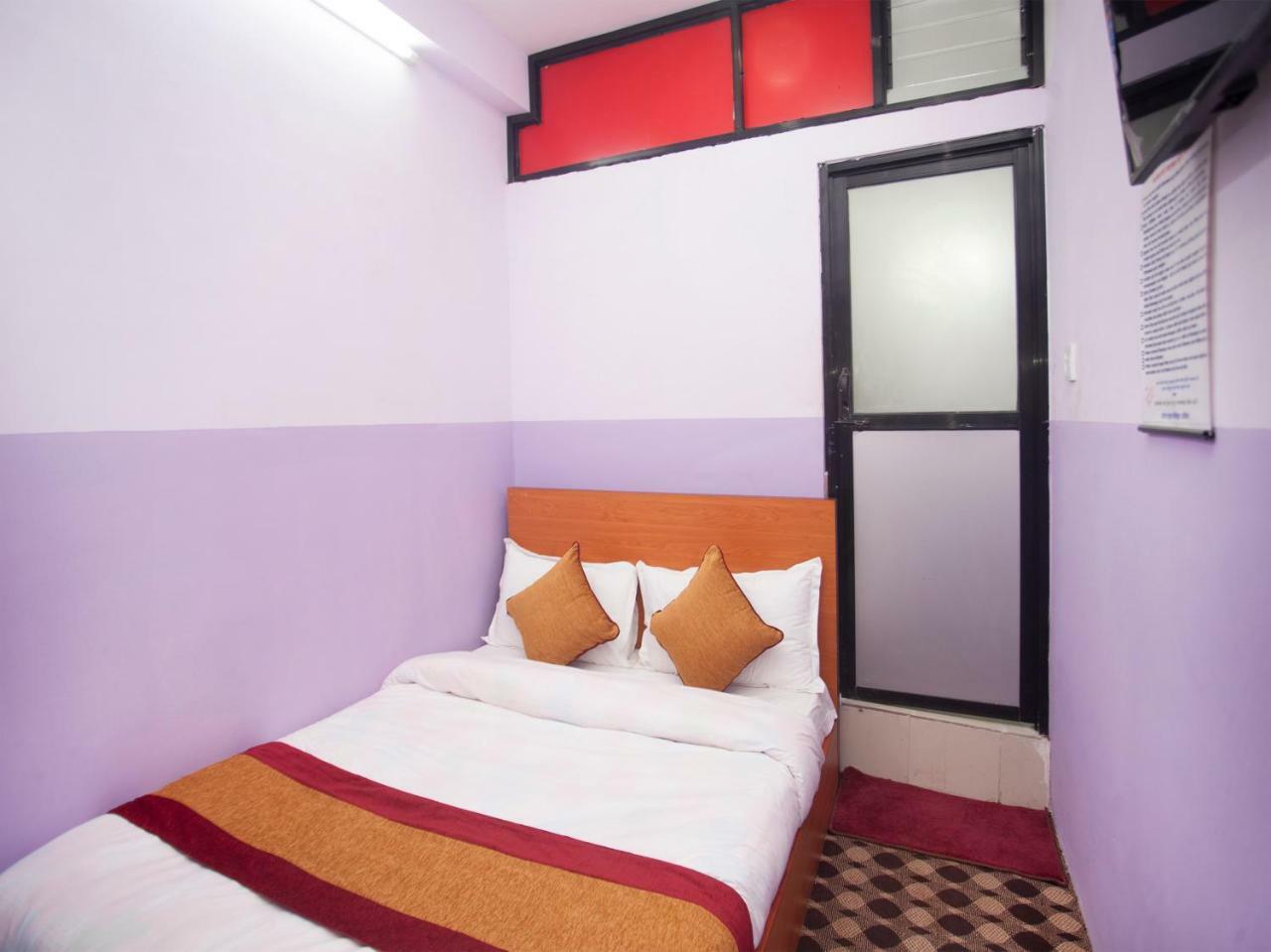 Oyo 341 Hotel Kusum Kohinoore Tokha Exterior photo